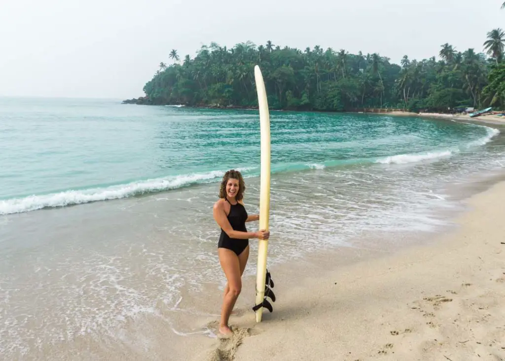 adrenaline junkie bucket list - surfing in Hiriketiya beach, Sri Lanka 